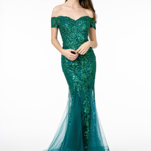 Teen Girl In Emerald Mermaid Cut Dress