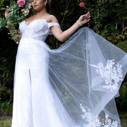 gl1946-white-1-long-wedding-gowns-lace-mesh-beads-embroidery-zipper-v-back-button-closure-spaghetti-strap-sweetheart-a-line