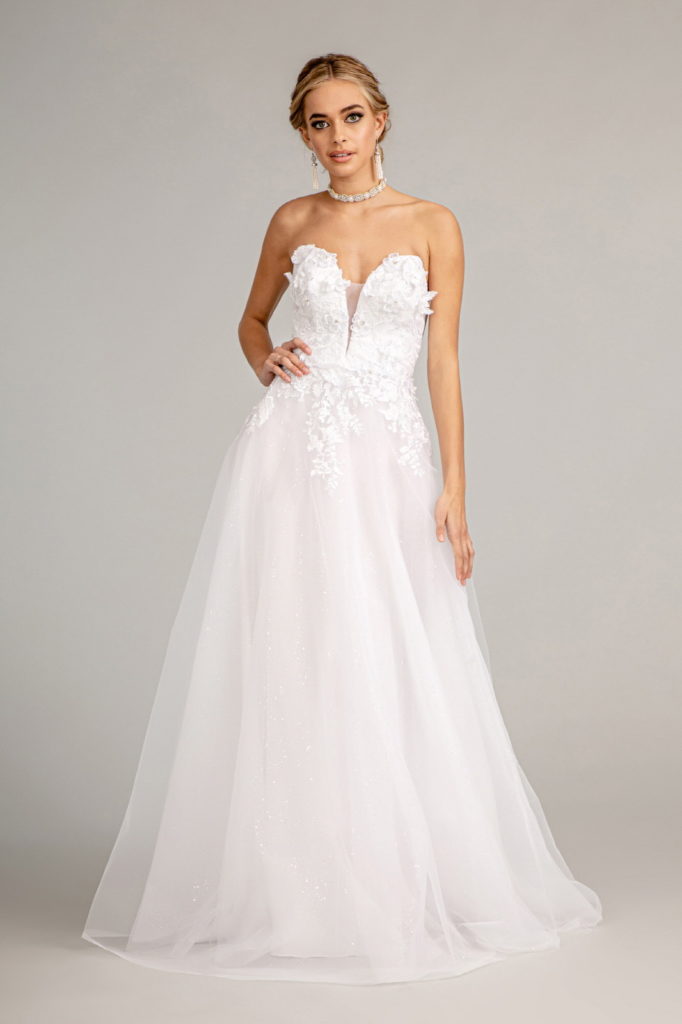 white sweetheart neckline wedding gown