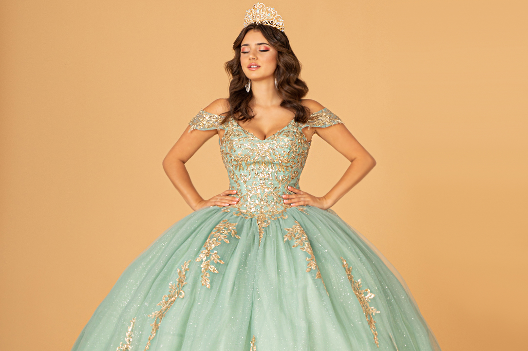 7 ENCHANTING PRINCESS THEMED QUINCE DRESSES