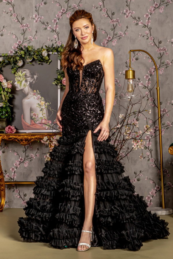 black sequin sweetheart dress