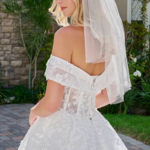 gl3822-off-white-d2-tail-wedding-gowns-new-arrivals-mesh-beads-embroidery-sequin-glitter-corset-off-shoulder-v-neck-ball-gown