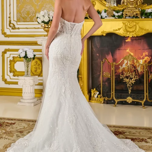 gl3826-off-white-3o-tail-wedding-gowns-new-arrivals-lace-mesh-applique-beads-embroidery-sequin-corset-strapless-sweetheart-trumpet