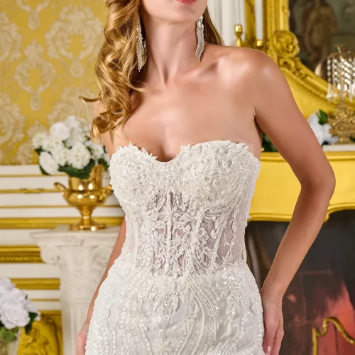 gl3826-off-white-d3-tail-wedding-gowns-new-arrivals-lace-mesh-applique-beads-embroidery-sequin-corset-strapless-sweetheart-trumpet