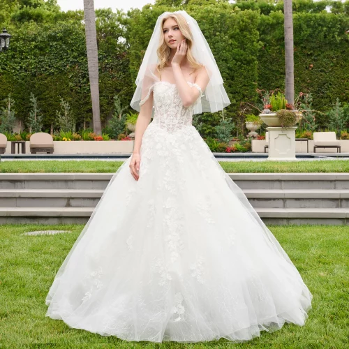 gl3839-off-white-3o-tail-wedding-gowns-new-arrivals-sequin-mesh-beads-embroidery-corset-straps-sweetheart-ball-gown