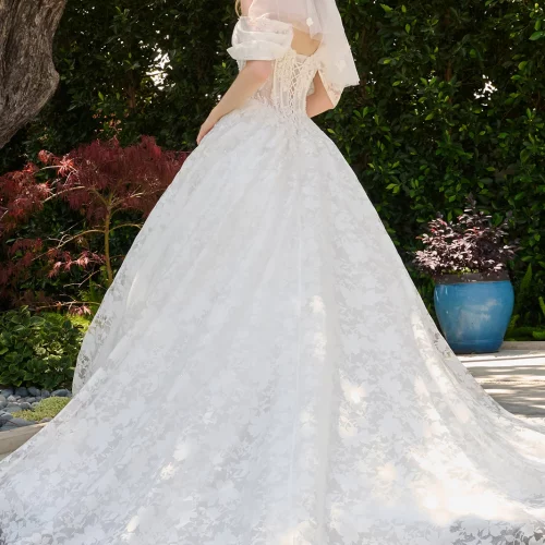 gl3840-off-white-2o-tail-wedding-gowns-new-arrivals-organza-mesh-jacquard-glitter-netting-beads-embroidery-sequin-corset-cut-away-shoulder-boat-neck-ball-gown